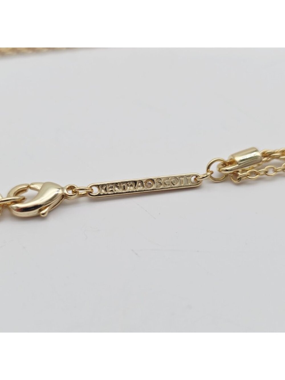 Kendra Scott Gold Double Strand Necklace With Filigree Heart Pendant 19" - Picture 6 of 6